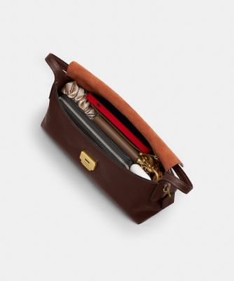 チェルシー ショルダー バッグ 30 | COACH/コーチ | 三越伊勢丹